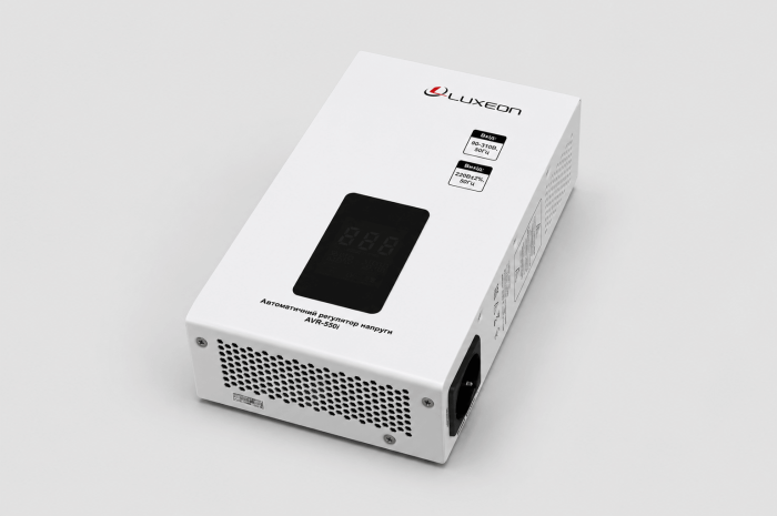 Инверторный стабилизатор напряжения LUXEON AVR 550 I